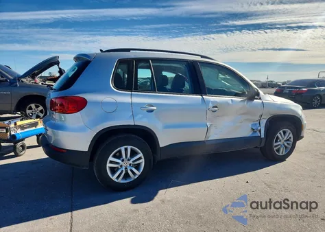 2017 Volkswagen Tiguan S из США, поврежденный, VIN WVGAV7AX4HK000895